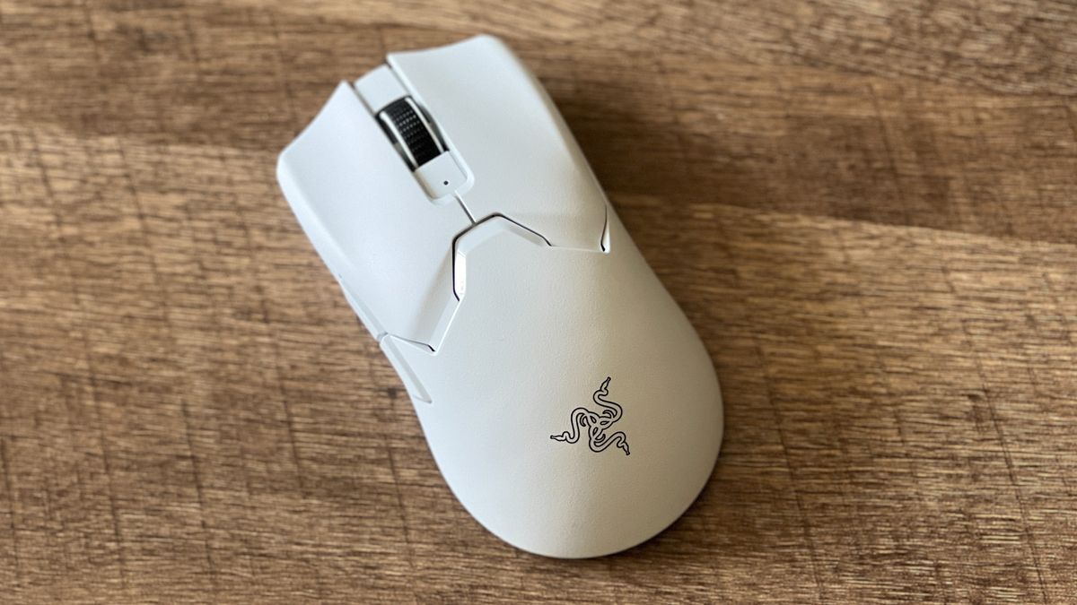 Razer Viper V2 Pro: Wireless Mouse Review